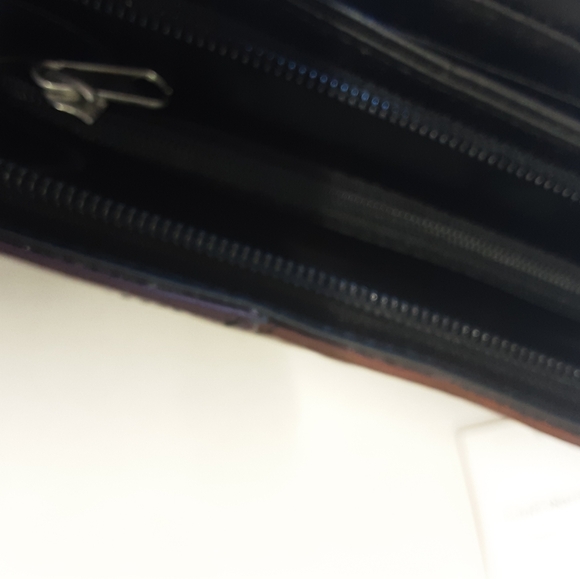 Women's Croft & Barrow® Leather Tab Clutch Wallet NWT - Picture 4 of 4